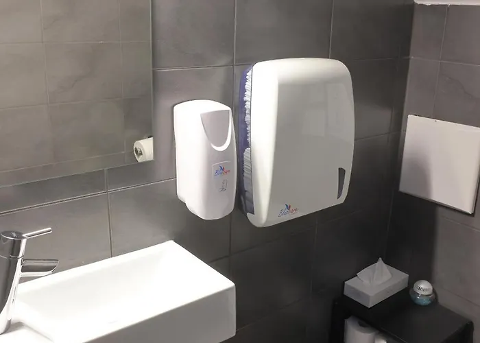 Ξενοδοχείο Ams