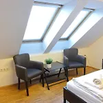 Ams *